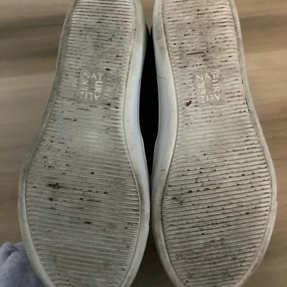 Naturalizer slip on sneakers​ - Picture 5 of 5